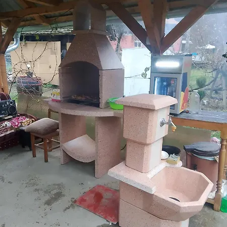 Seosko Turisticko Domacinstvo Milanovic Zuc